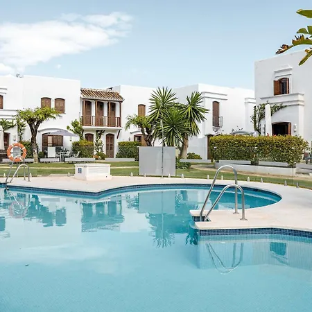 Townhouse Villacana Seaside Pool Charming بيت للعطل *
